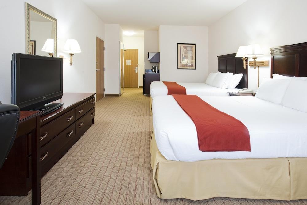 Holiday Inn Express Hotel & Suites Evanston By Ihg Extérieur photo