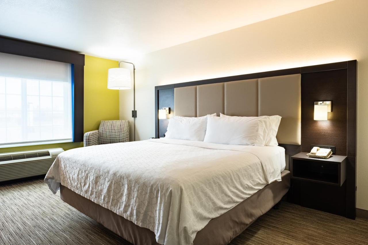 Holiday Inn Express Hotel & Suites Evanston By Ihg Extérieur photo