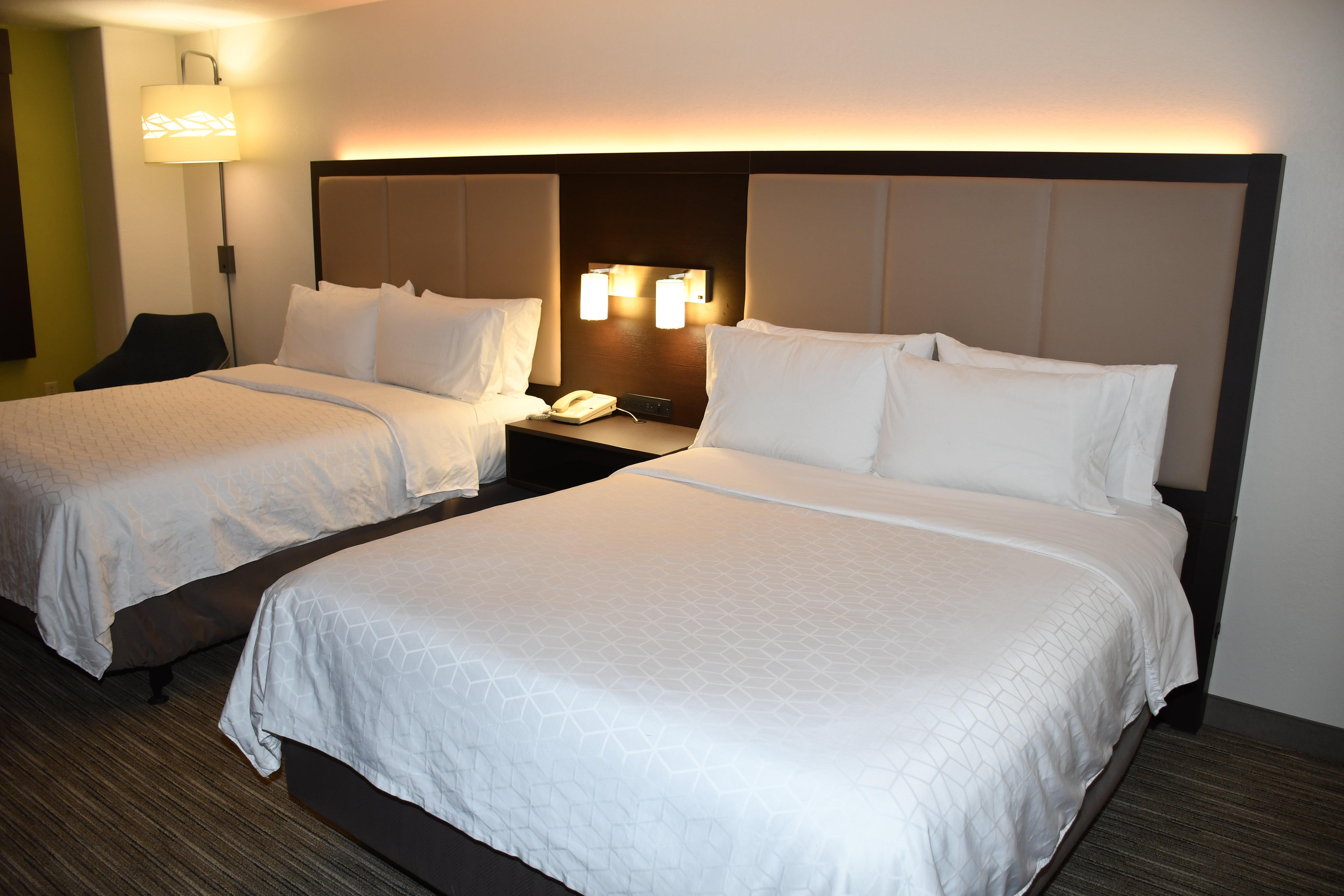 Holiday Inn Express Hotel & Suites Evanston By Ihg Extérieur photo