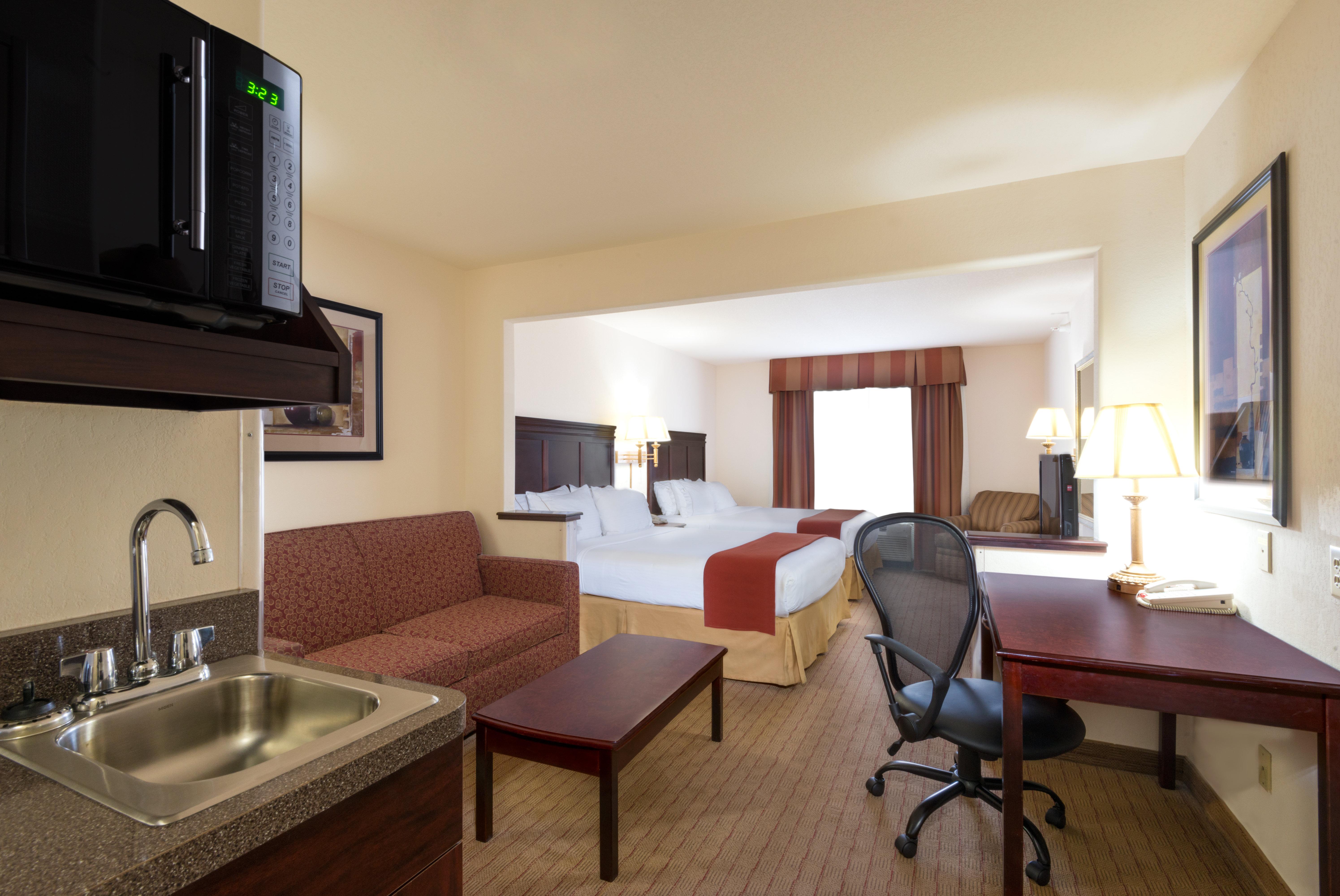 Holiday Inn Express Hotel & Suites Evanston By Ihg Extérieur photo
