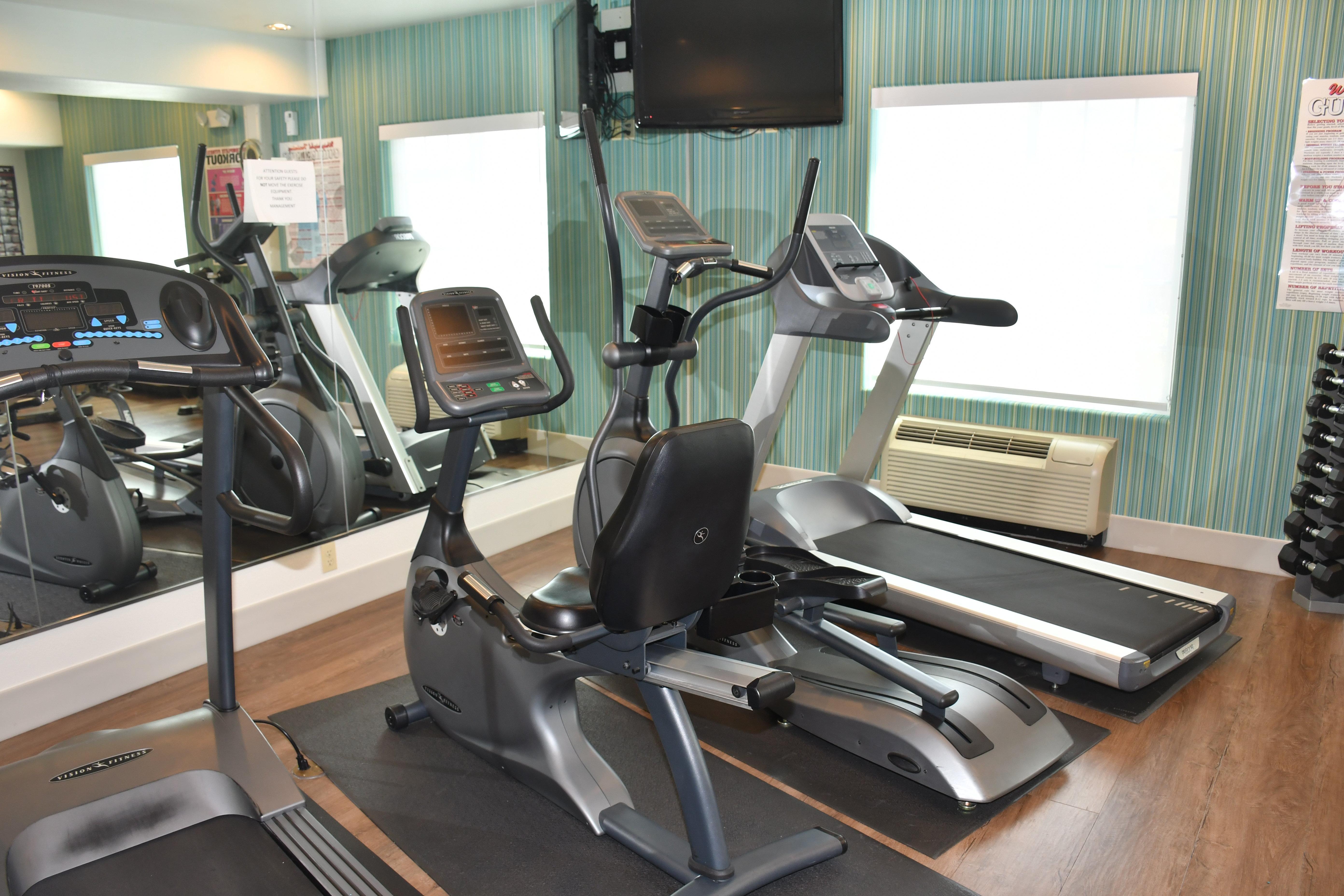 Holiday Inn Express Hotel & Suites Evanston By Ihg Extérieur photo