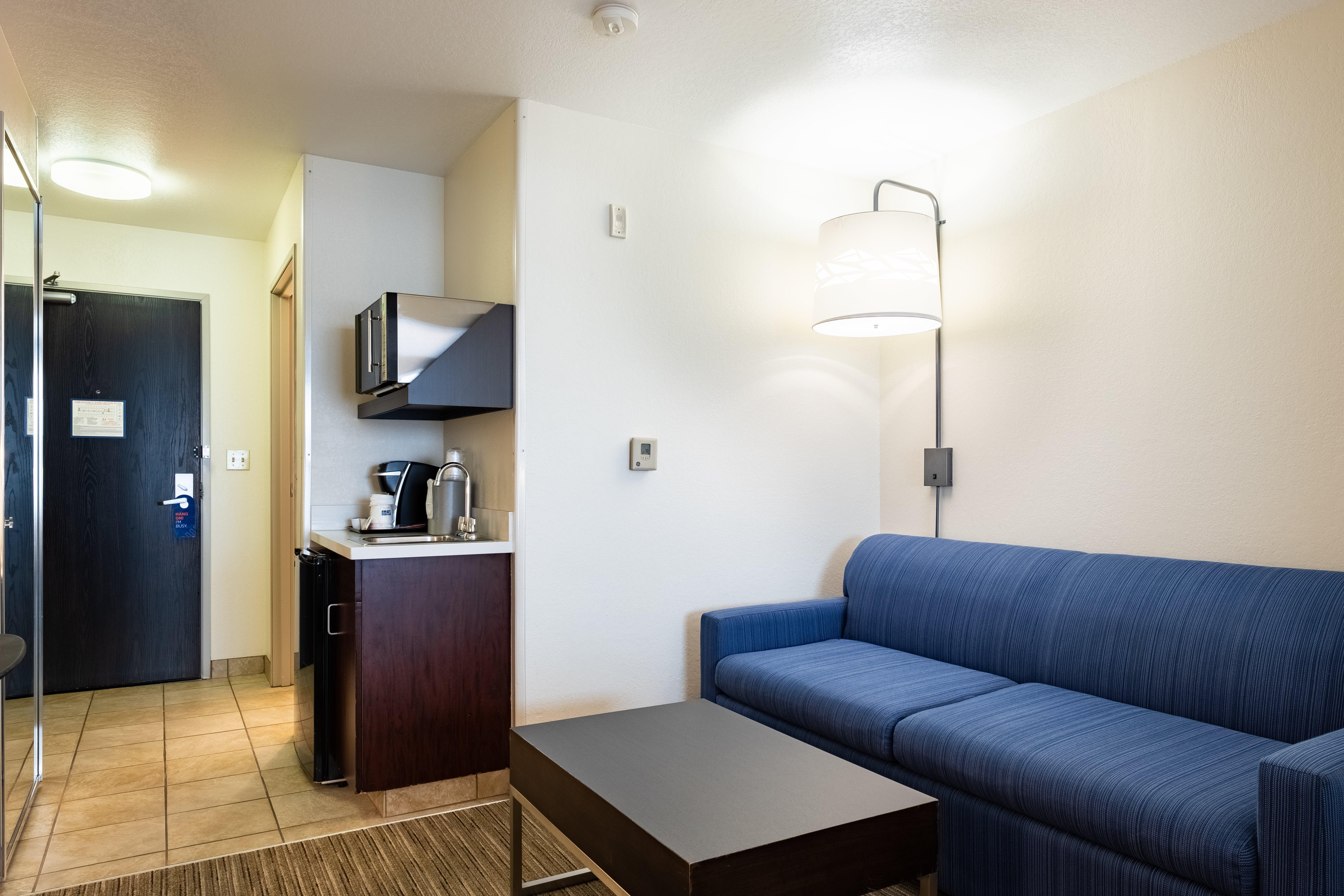 Holiday Inn Express Hotel & Suites Evanston By Ihg Extérieur photo