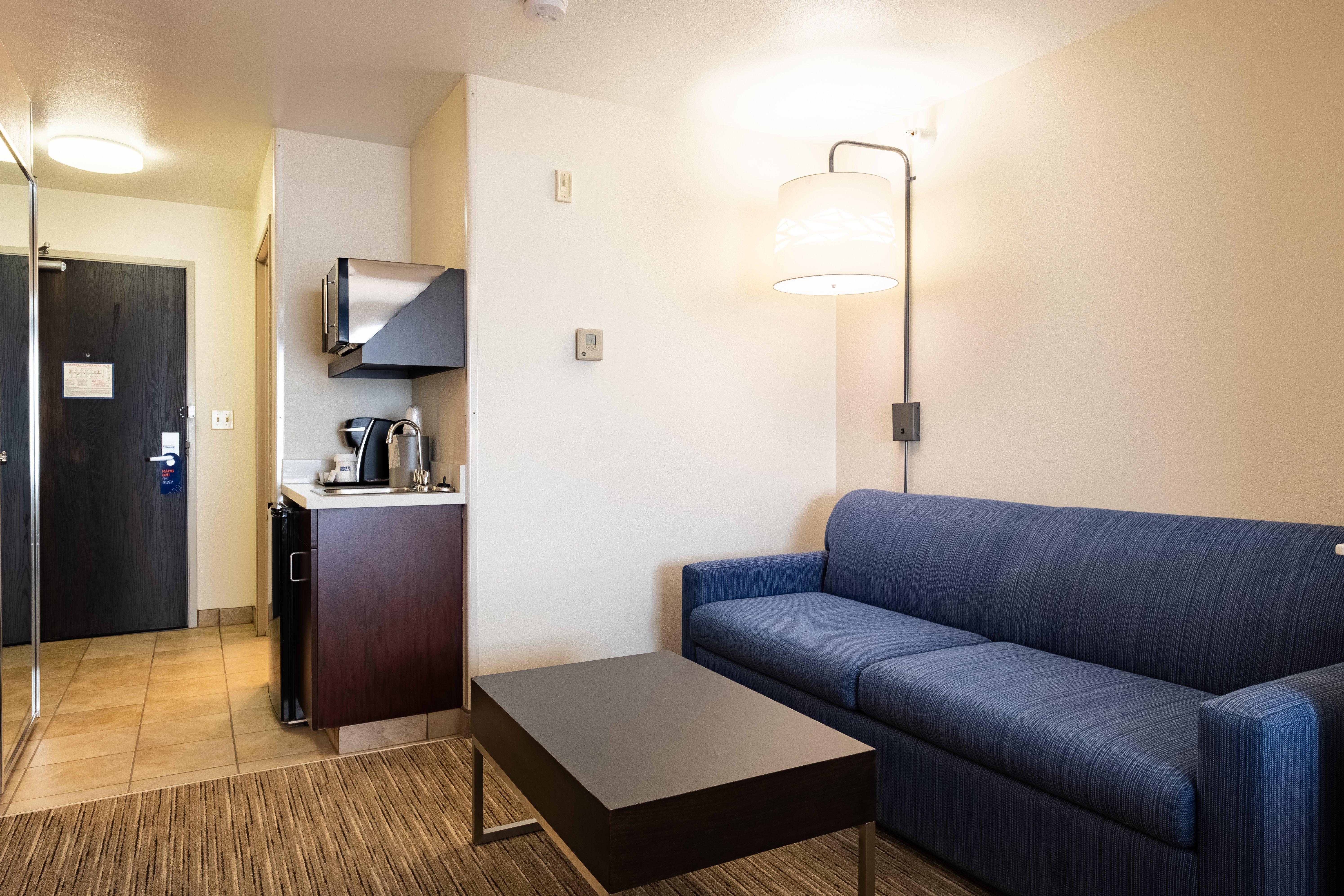Holiday Inn Express Hotel & Suites Evanston By Ihg Extérieur photo