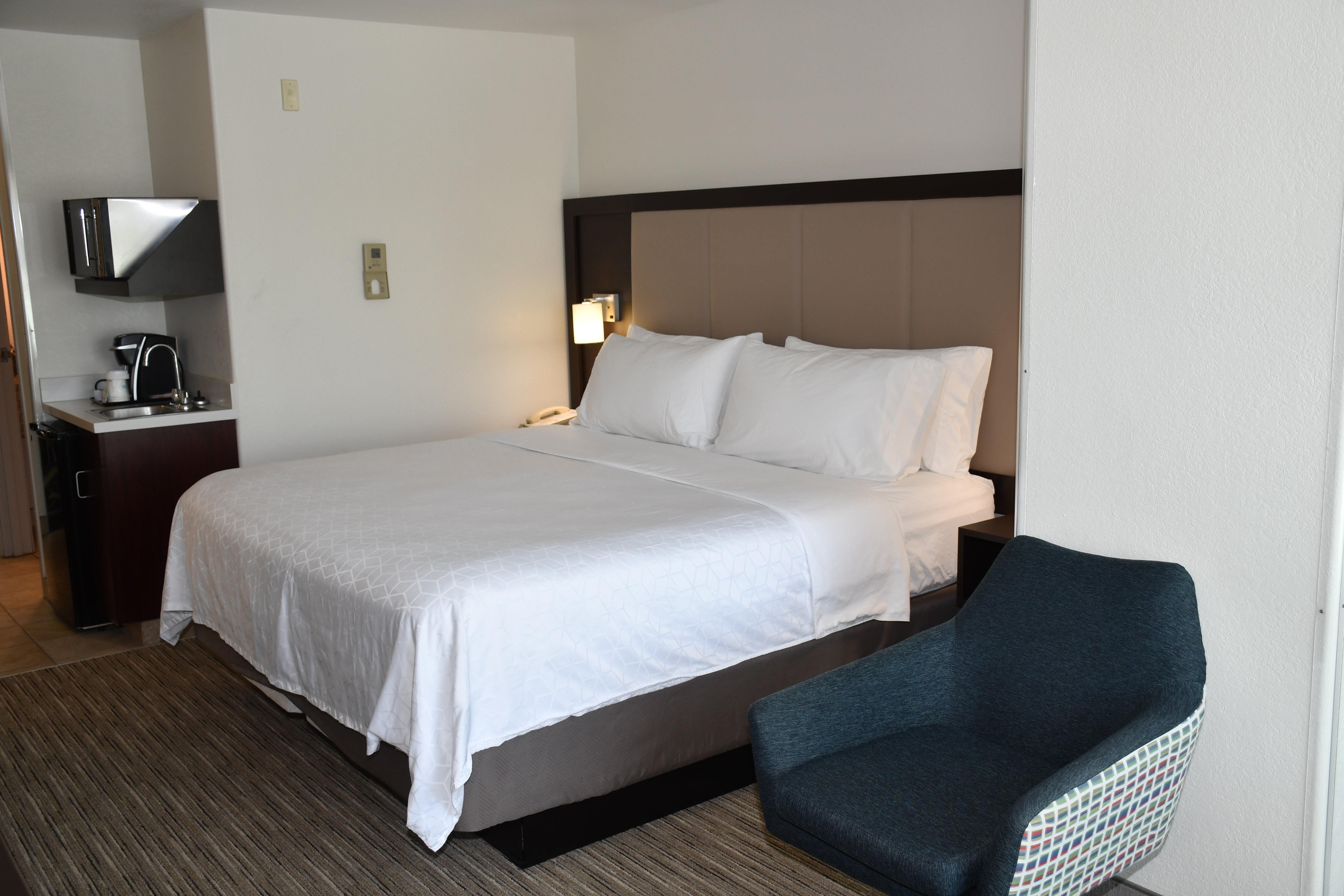Holiday Inn Express Hotel & Suites Evanston By Ihg Extérieur photo