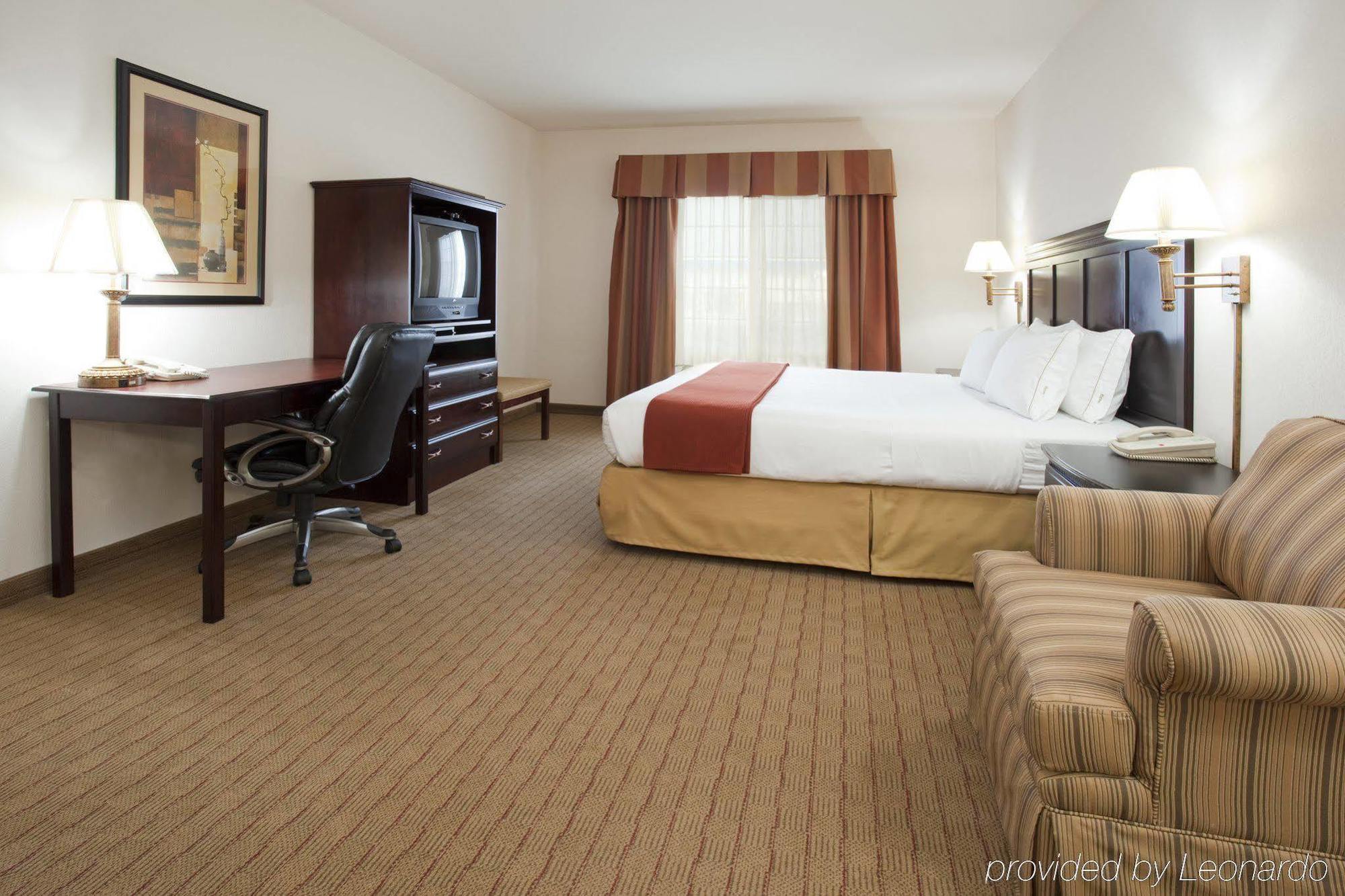 Holiday Inn Express Hotel & Suites Evanston By Ihg Chambre photo